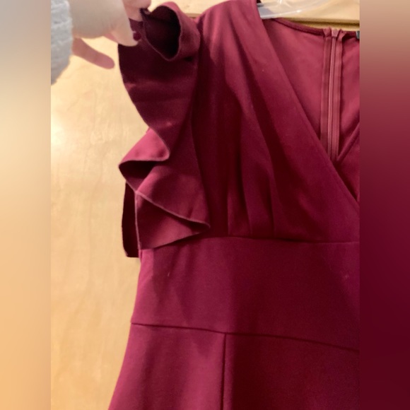 Pretty ruffle dress.  Size XL. Only worn to try on. - Picture 2 of 6